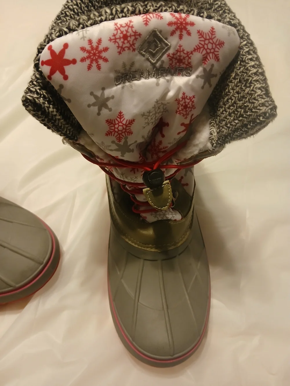 Dream Pairs Kids Waterproof Snow Boots in Gray and Pink